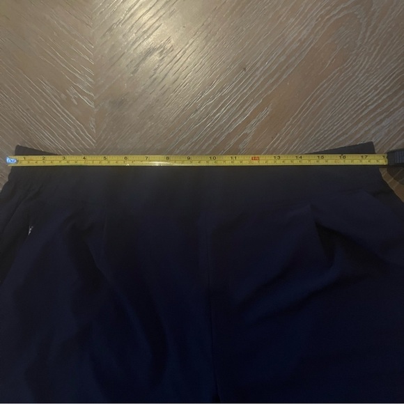 Athleta Brooklyn Heights Cropped Navy Blue Wide-Leg Women's Pants (16) - Picture 11 of 16